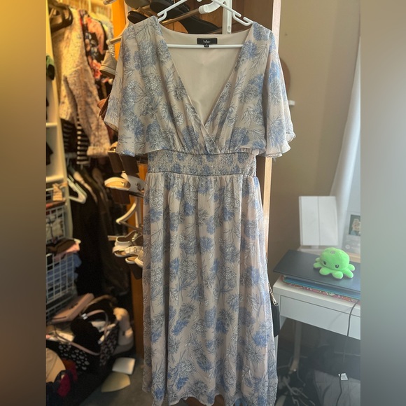 LuLus subtle romance Beige Floral Print Ruffled Midi Dress - Picture 2 of 5